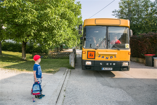 Kindergarten-Busbegleitung